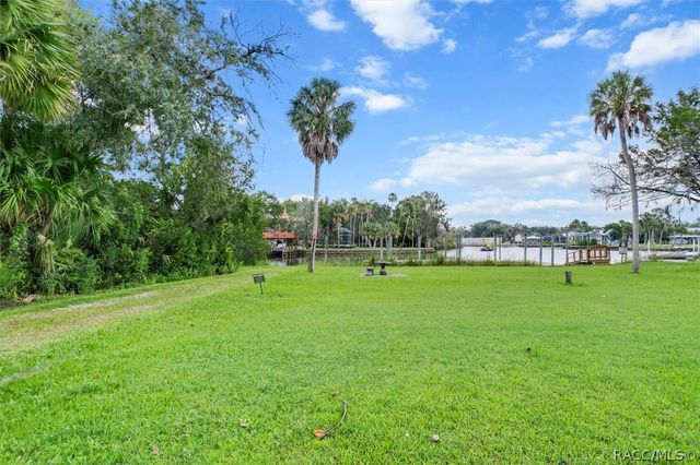1110 N Rice Terrace, Crystal River, FL 34429
