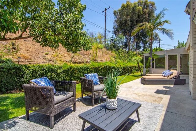 3976 Verde Vista Drive, Thousand Oaks, CA 91360