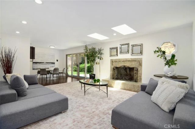 3976 Verde Vista Drive, Thousand Oaks, CA 91360