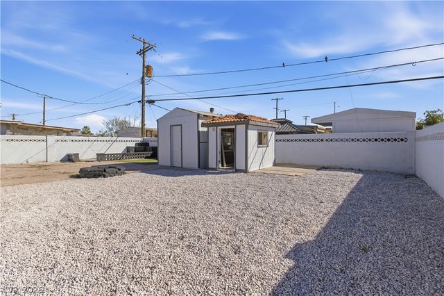 3209 Emmons Avenue, North Las Vegas, NV 89030
