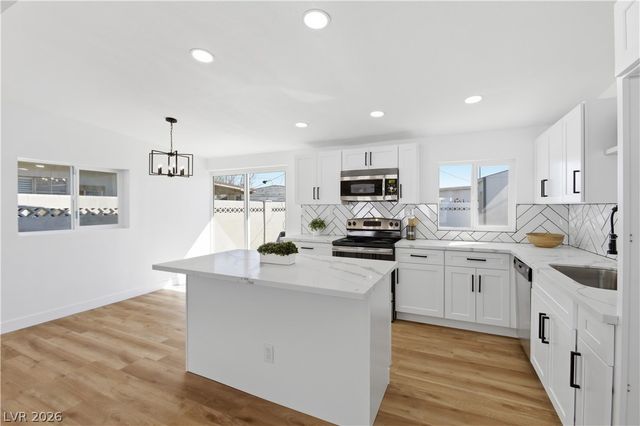 3209 Emmons Avenue, North Las Vegas, NV 89030