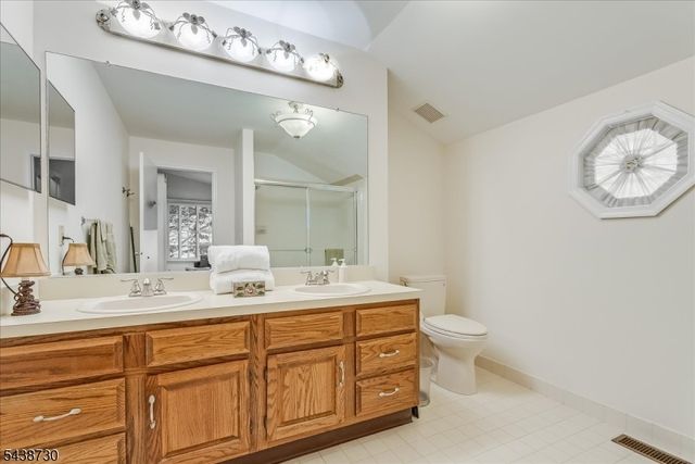 52 Encampment Drive, Bedminster Twp., NJ 07921