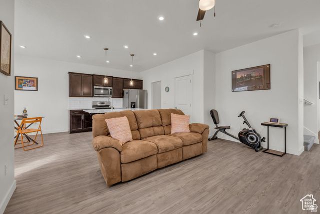 4536 E HURSTBOURNE DR, Eagle Mountain, UT 84005