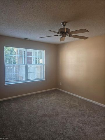 315 Gainsborough SQ, Chesapeake, VA 23320