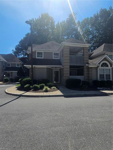 315 Gainsborough SQ, Chesapeake, VA 23320
