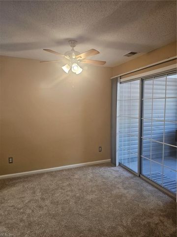 315 Gainsborough SQ, Chesapeake, VA 23320