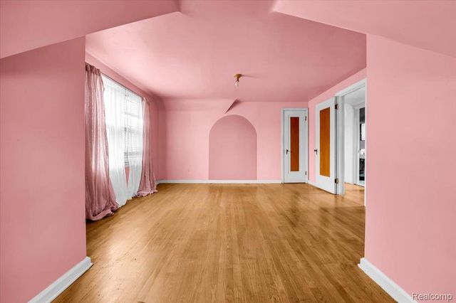 15440 Mapleridge Street, Detroit, MI 48205