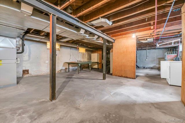 15440 Mapleridge Street, Detroit, MI 48205