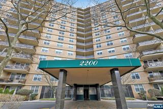 2200 N Central Road 1N, Fort Lee, NJ 07024
