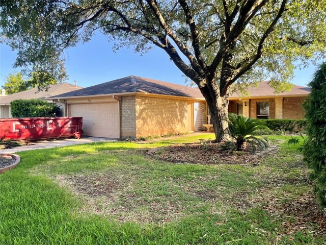 3034 Mosby Drive, Sugar Land, TX 77479