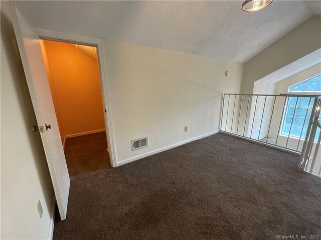 298 Carriage Crossing Lane 298, Middletown, CT 06457