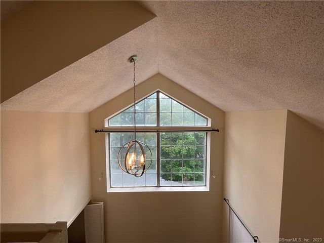 298 Carriage Crossing Lane 298, Middletown, CT 06457