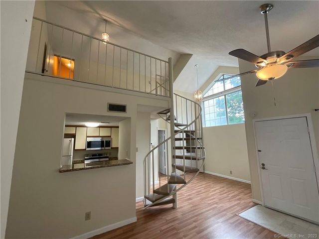 298 Carriage Crossing Lane 298, Middletown, CT 06457