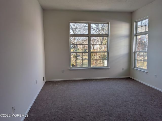 36 Golden Seasons Drive, Lakewood, NJ 08701