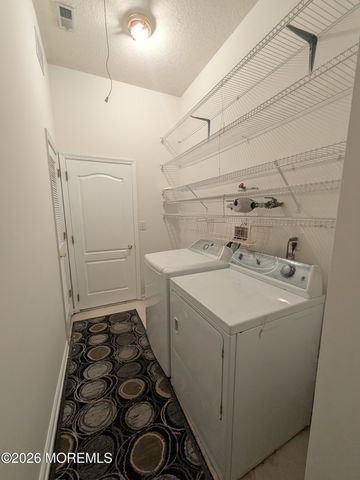 36 Golden Seasons Drive, Lakewood, NJ 08701