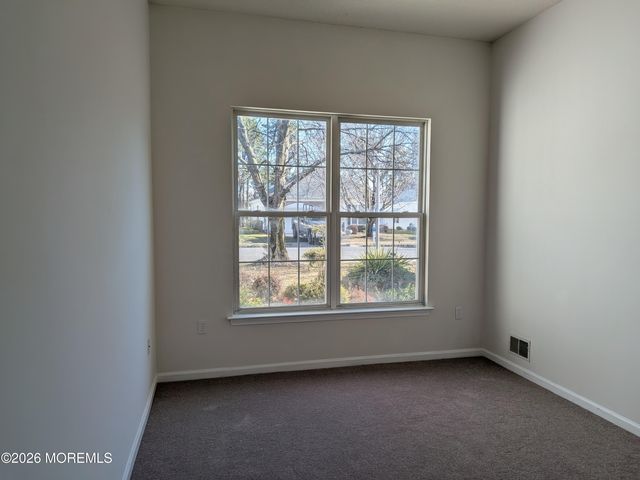 36 Golden Seasons Drive, Lakewood, NJ 08701