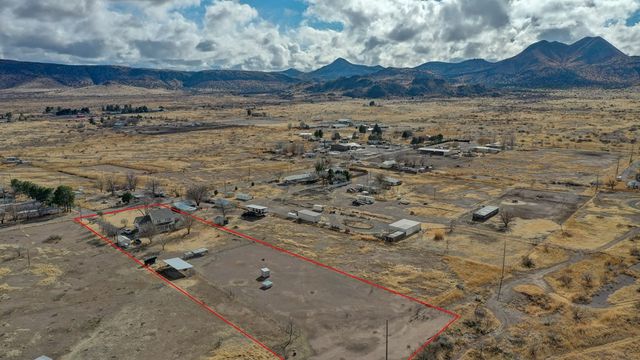 2109 W Mosley Loop, Alpine, TX 79830
