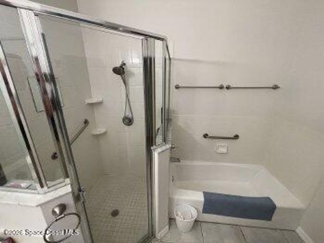 250 Saint Lucie Lane 14, Cocoa Beach, FL 32931