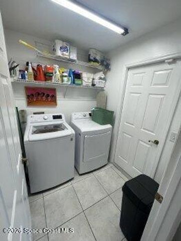 250 Saint Lucie Lane 14, Cocoa Beach, FL 32931