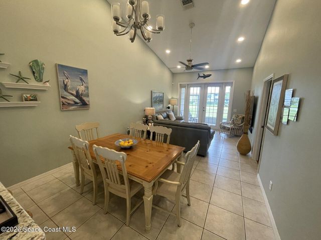 250 Saint Lucie Lane 14, Cocoa Beach, FL 32931