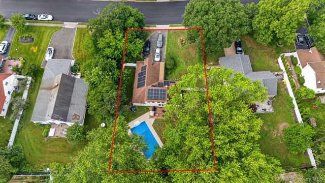81 S Bedford Avenue, Islandia, NY 11749