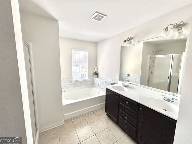 3255 Clear View Drive, Snellville, GA 30078