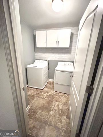 3255 Clear View Drive, Snellville, GA 30078
