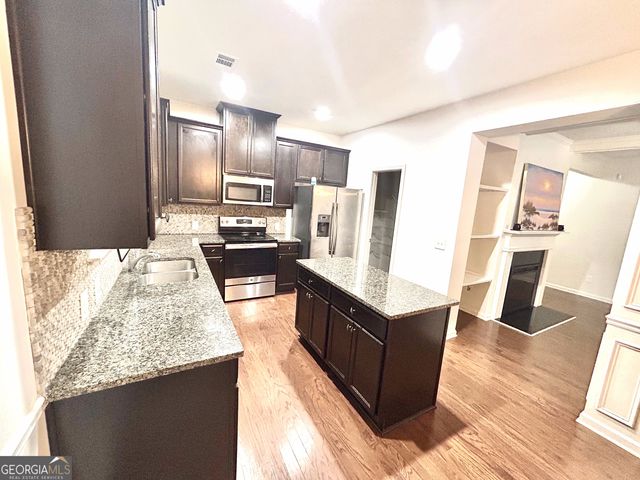 3255 Clear View Drive, Snellville, GA 30078