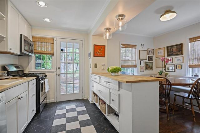 232 Kinsey Court NE, Atlanta, GA 30305