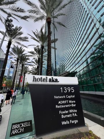 1395 Brickell Ave 2712, Miami, FL 33131