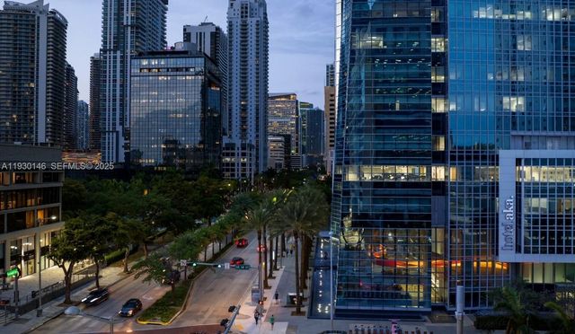 1395 Brickell Ave 2712, Miami, FL 33131