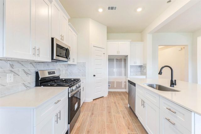 6310 Parlor Palm Drive, Manvel, TX 77578