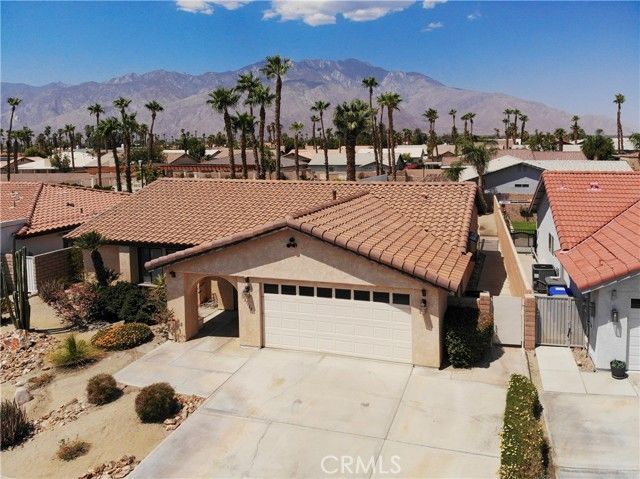 27133 Shadowcrest, Cathedral City, CA 92234