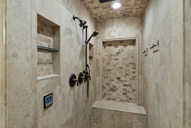 115 Oak Meadow TRL, Spicewood, TX 78669