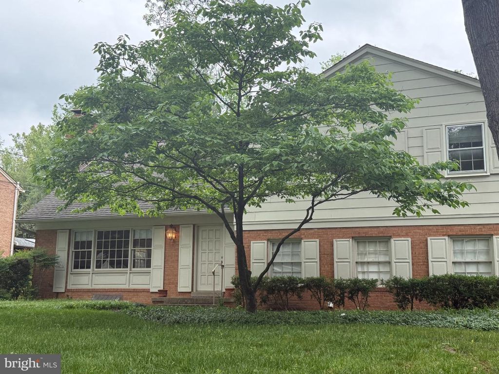 11825 GOYA DR, Potomac, MD 20854