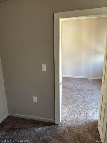 22148 RAUSCH Avenue, Eastpointe, MI 48021