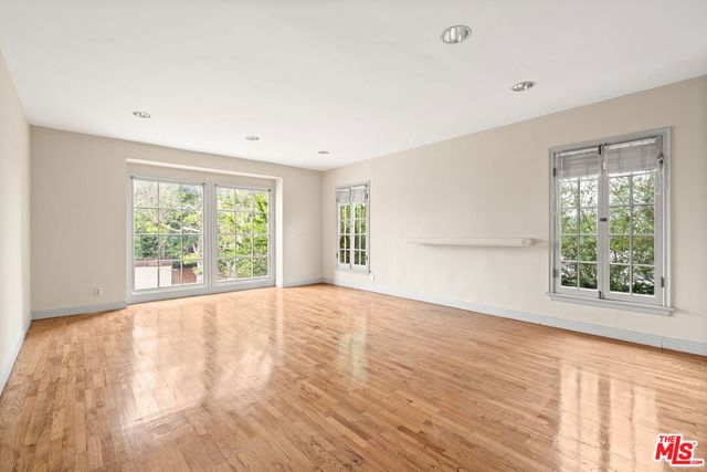 9515 Beverlywood Street, Los Angeles, CA 90034