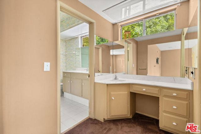 9515 Beverlywood Street, Los Angeles, CA 90034