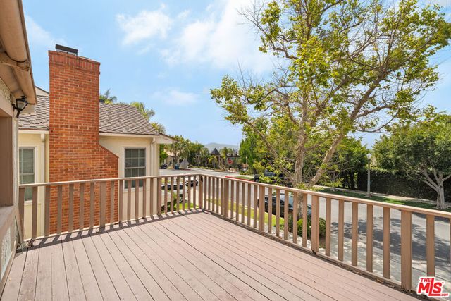 9515 Beverlywood Street, Los Angeles, CA 90034