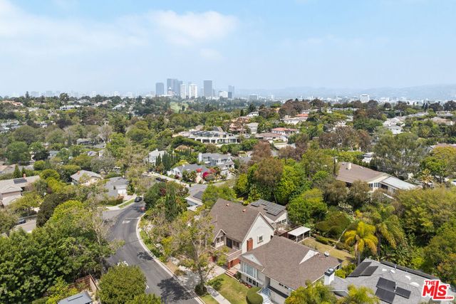 9515 Beverlywood Street, Los Angeles, CA 90034