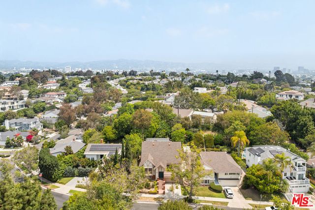 9515 Beverlywood Street, Los Angeles, CA 90034