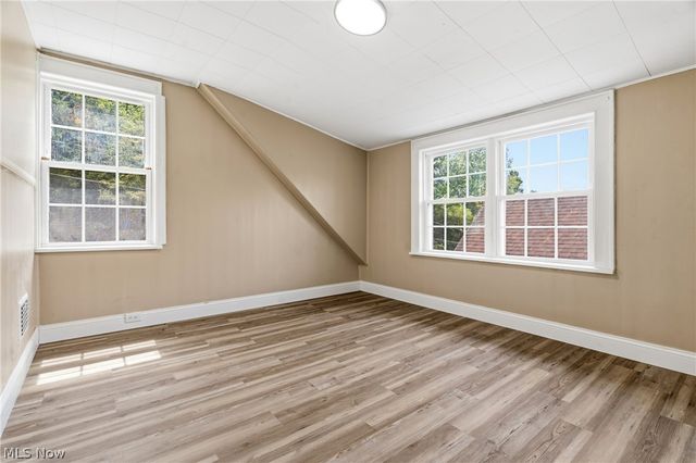 58 1st Street, Campbell, OH 44405