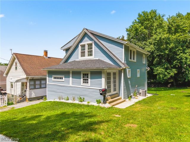 58 1st Street, Campbell, OH 44405