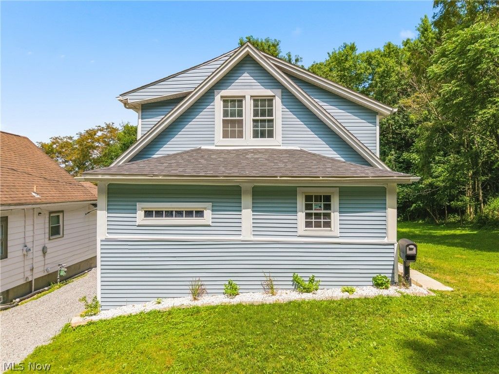 58 1st Street, Campbell, OH 44405