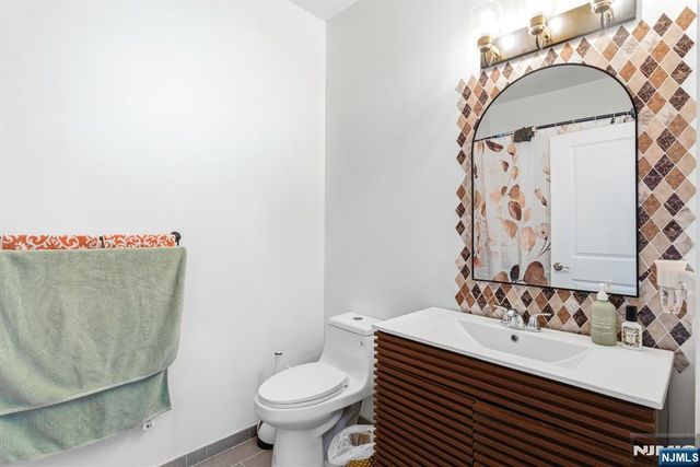 2 Bland Court 3, Bloomfield, NJ 07003