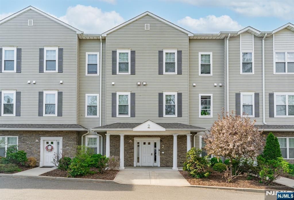 2 Bland Court 3, Bloomfield, NJ 07003