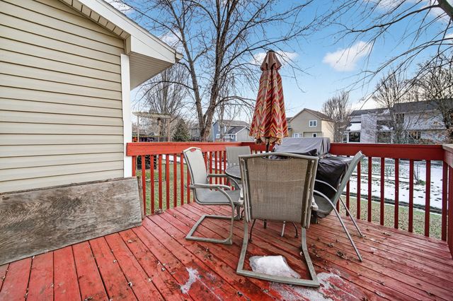 5112 68th Street, Urbandale, IA 50322