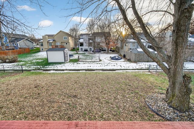 5112 68th Street, Urbandale, IA 50322