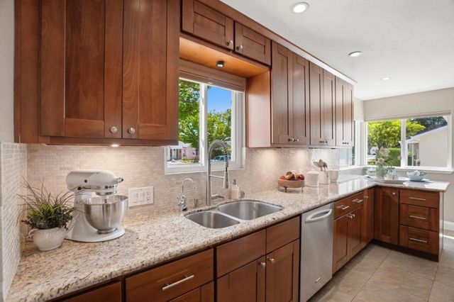 4965 Bel Escou Drive, San Jose, CA 95124