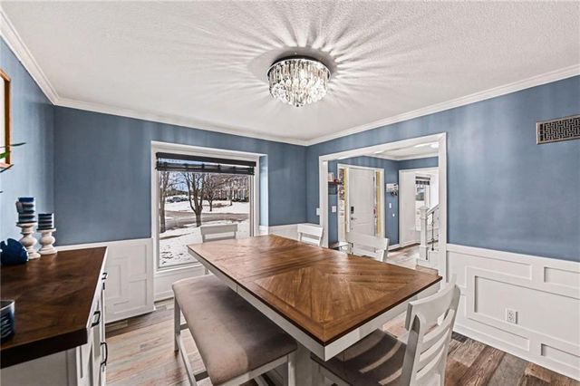 10609 Ballentine Street, Overland Park, KS 66214